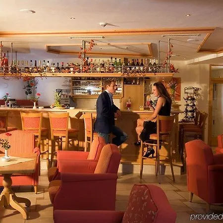 Alpenhof Brixen מלון 4*