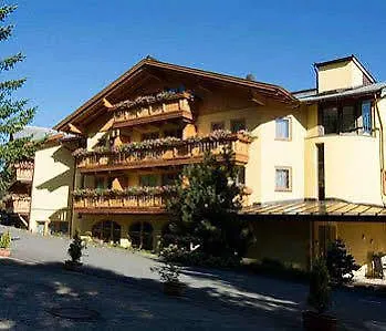 Alpenhof Brixen מלון 4*