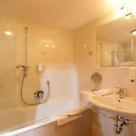 فندق Alpenhof Brixen بريكسن ام تاله