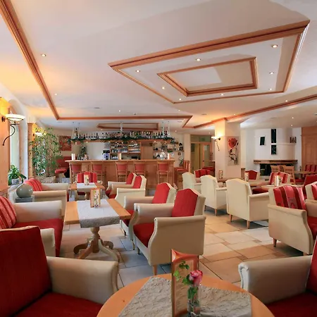 Alpenhof Brixen Бриксен-им-Тале