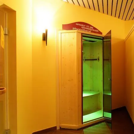 Отель Alpenhof Brixen 4*