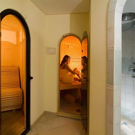 Alpenhof Brixen 4* Бриксен-им-Тале